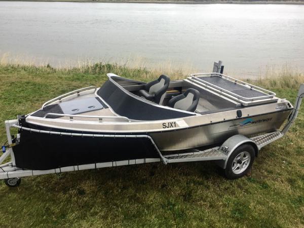 SJX 1 4.2m Jet Boat